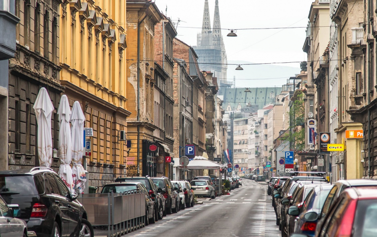 Zagreb: Grad kontrasta i nevjerovatne atmosfere